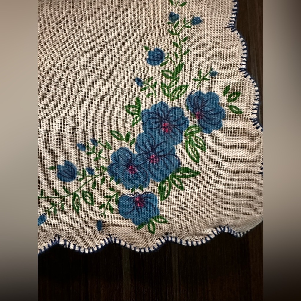 Vintage cotton blue handkerchief - Picture 2 of 2